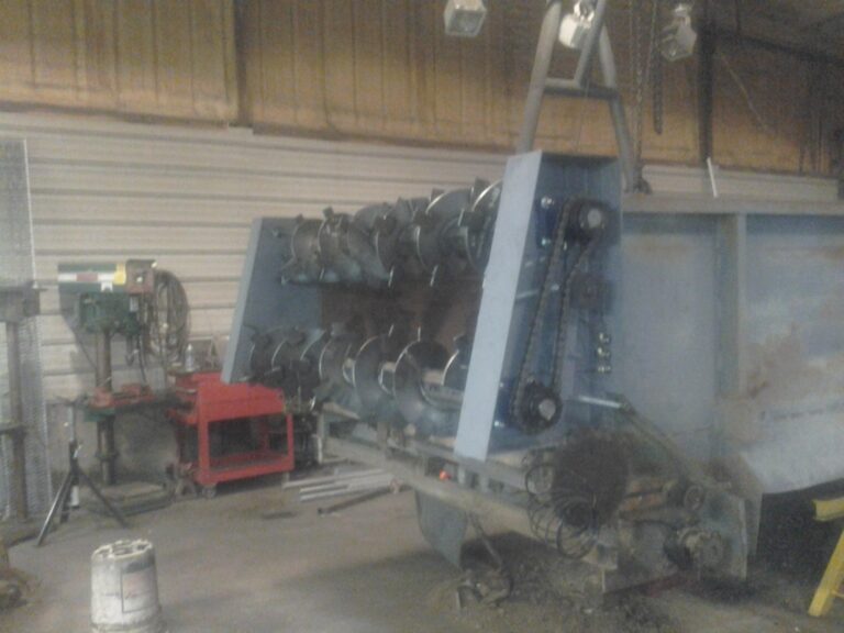 Truck mounted manure spreader overhaul